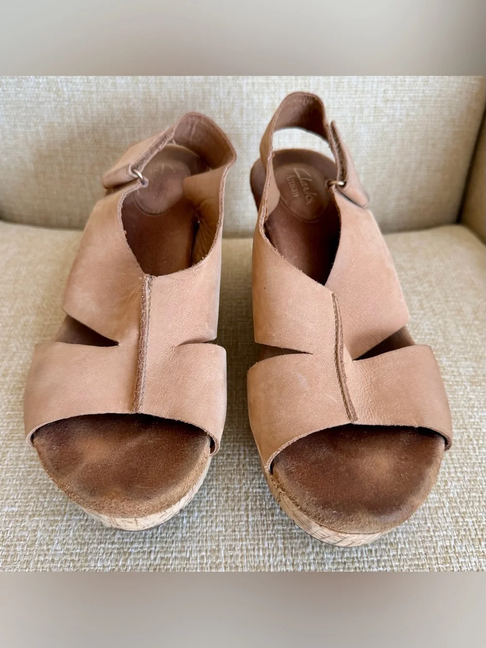 Clark’s Artisan Women’s Beige Tan Nude Leather Suede Cork Wedge Sandals 9M